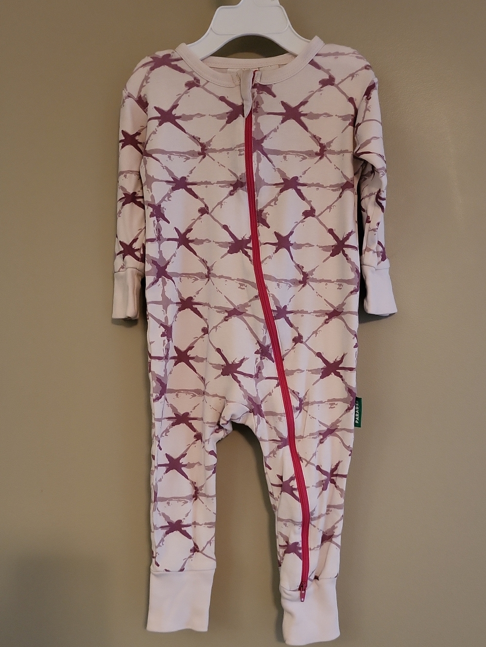 Parade organic starburst pattern zip up footless sleeper/footie